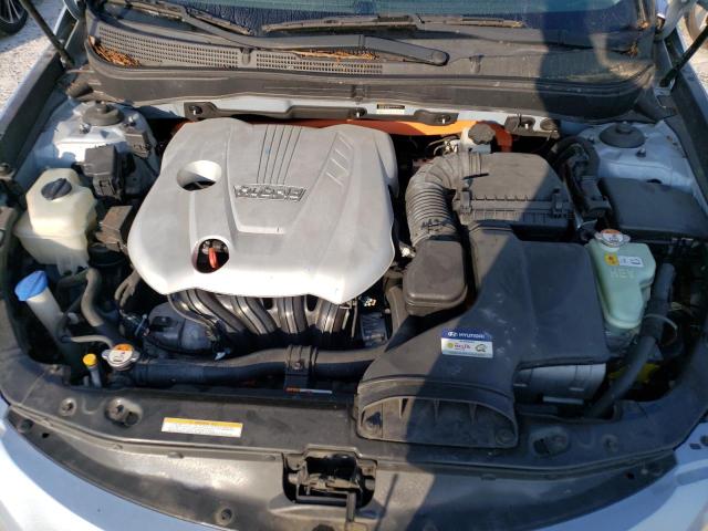 Photo 11 from auction – 2012 HYUNDAI SONATA HYB with VIN KMHEC4A40CA026758