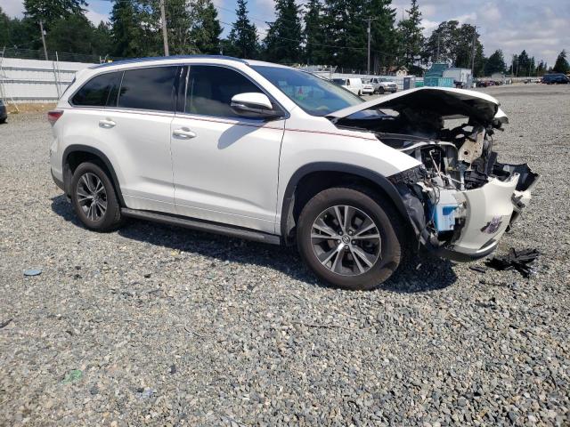 Photo 4 from auction – 2016 TOYOTA HIGHLANDER with VIN 5TDKKRFH3GS164001