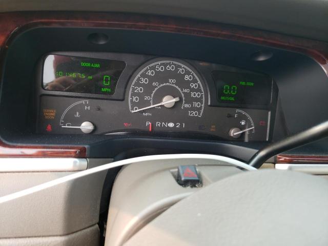 Photo 9 from auction – 2004 LINCOLN TOWN CAR U with VIN 1LNHM83W04Y663786