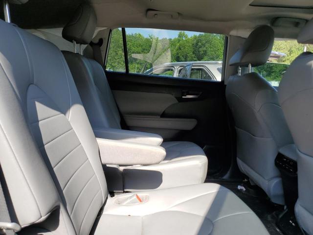 Photo 11 from auction – 2021 TOYOTA HIGHLANDER with VIN 5TDGZRAH4MS524803