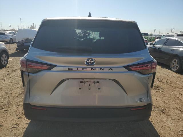 Photo 6 from auction – 2021 TOYOTA SIENNA XLE with VIN 5TDYRKEC8MS026548