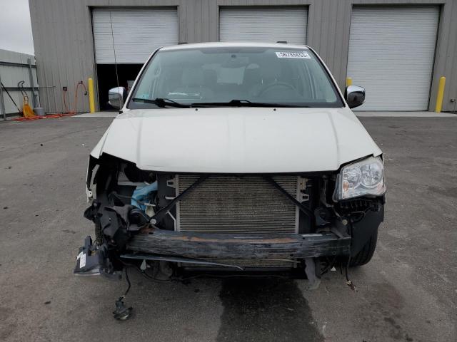 Photo 5 from auction – 2013 CHRYSLER TOWN & COU with VIN 2C4RC1CG7DR510645