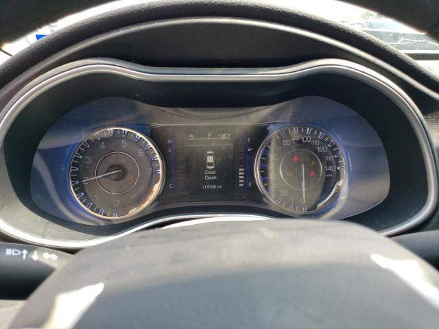 Photo 9 from auction – 2015 CHRYSLER 200 LIMITE with VIN 1C3CCCAB0FN718489