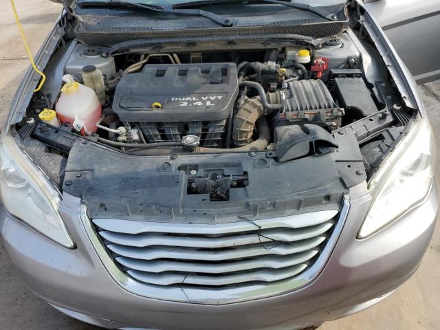 Photo 11 from auction – 2013 CHRYSLER 200 LX with VIN 1C3CCBAB5DN670205