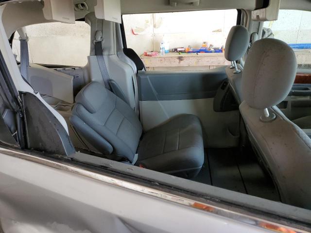 Photo 11 from auction – 2009 CHRYSLER TOWN & COU with VIN 2A8HR541X9R522428