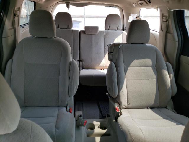 Photo 10 from auction – 2017 TOYOTA SIENNA LE with VIN 5TDKZ3DC4HS785782