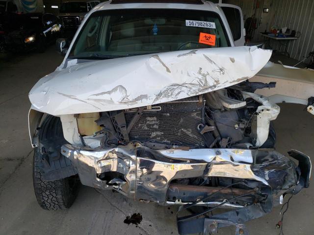 Photo 12 from auction – 2004 NISSAN ARMADA SE with VIN 5N1AA08B94N737077