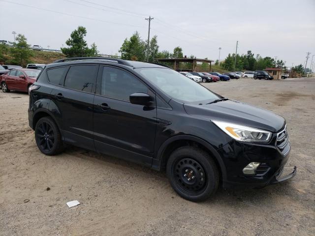 Zdjęcie 4 z aukcji – 2017 FORD ESCAPE SE z VIN 1FMCU0GD2HUB88658