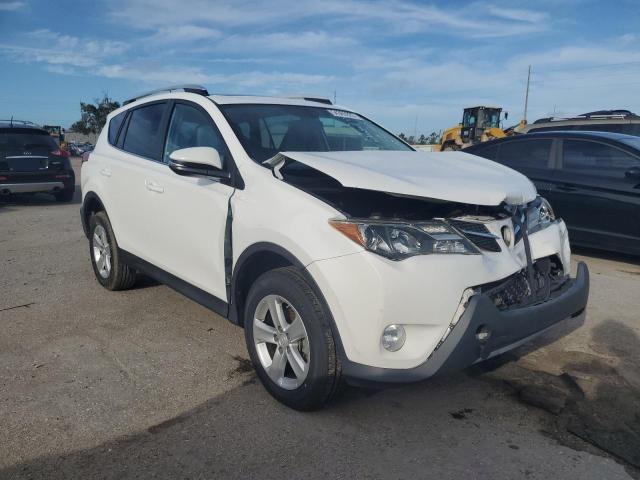 Photo 4 from auction – 2014 TOYOTA RAV4 XLE with VIN 2T3WFREV5EW098902