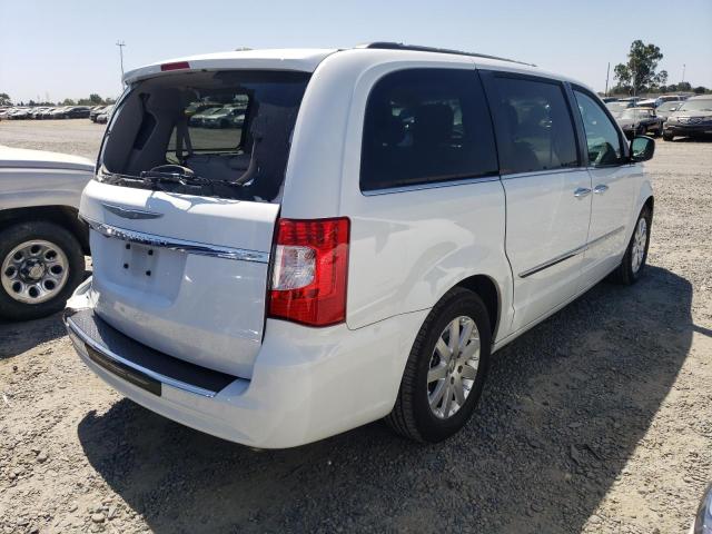 Photo 3 from auction – 2016 CHRYSLER TOWN & COU with VIN 2C4RC1BG2GR121580