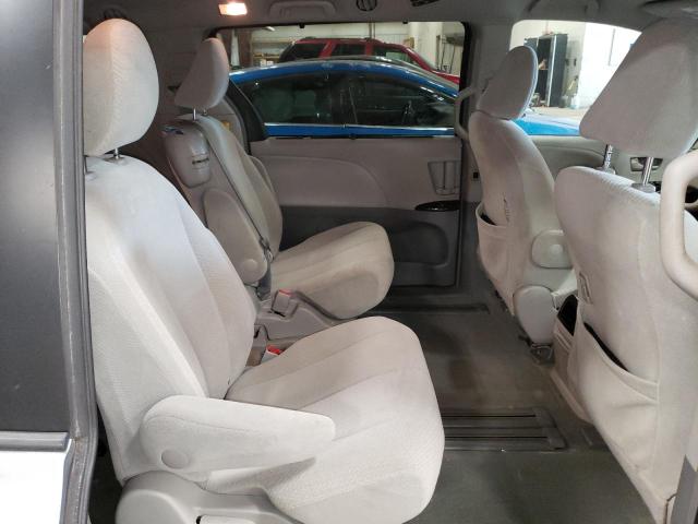 Photo 11 from auction – 2013 TOYOTA SIENNA LE with VIN 5TDKK3DC9DS297569