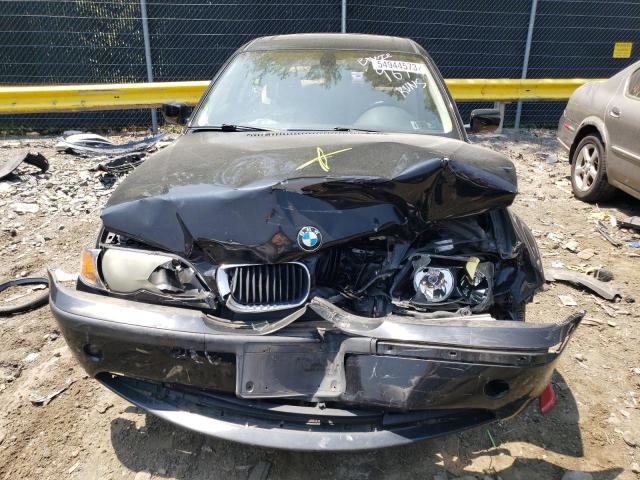 Photo 5 from auction – 2005 BMW 325 I with VIN WBAET37445NJ89671