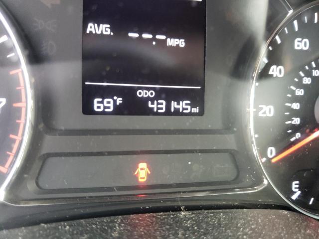 Photo 9 from auction – 2017 KIA FORTE LX with VIN 3KPFK4A7XHE090641