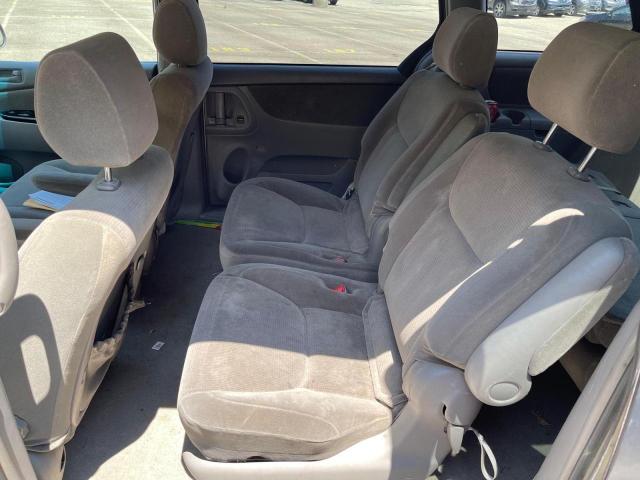 Photo 6 from auction – 2004 TOYOTA SIENNA CE with VIN 5TDZA23C84S029447