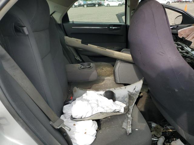 Photo 10 from auction – 2010 CHRYSLER 300 TOURIN with VIN 2C3CA4CD7AH206112