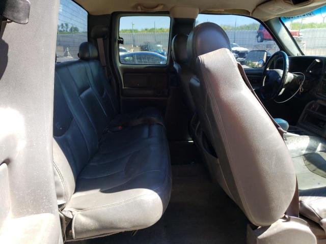 Photo 10 from auction – 2004 CHEVROLET SILVERADO with VIN 1GCHK29U04E351742