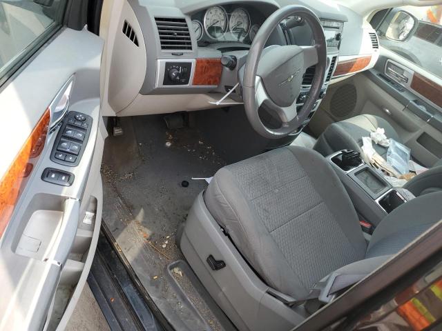 Photo 8 from auction – 2009 CHRYSLER TOWN & COU with VIN 2A8HR54199R603954