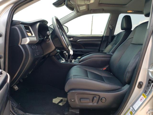 Photo 7 from auction – 2019 TOYOTA HIGHLANDER with VIN 5TDDZRFH7KS983865