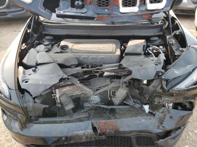 Photo 11 from auction – 2018 JEEP CHEROKEE L with VIN 1C4PJLCB1JD537433