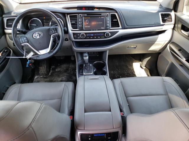 Photo 8 from auction – 2018 TOYOTA HIGHLANDER with VIN 5TDKZRFH4JS281248