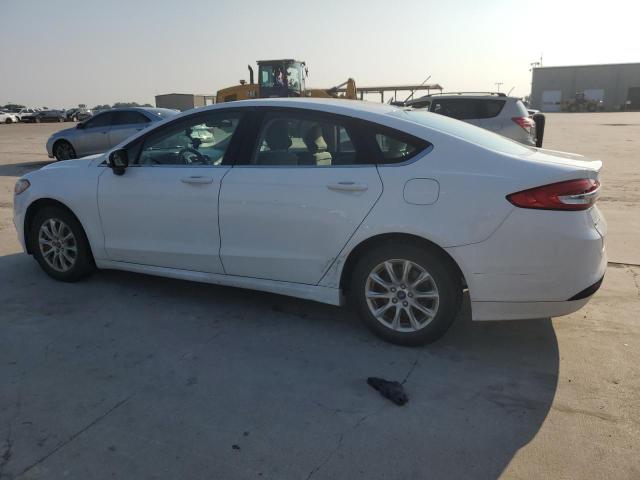 Photo 2 from auction – 2017 FORD FUSION S with VIN 3FA6P0G73HR231632