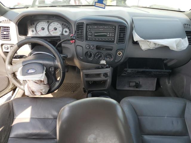 Photo 8 from auction – 2002 FORD ESCAPE XLT with VIN 1FMYU03122KA27439