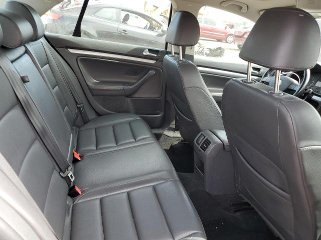 Photo 10 from auction – 2008 VOLKSWAGEN JETTA WOLF with VIN 3VWRJ71K08M172385