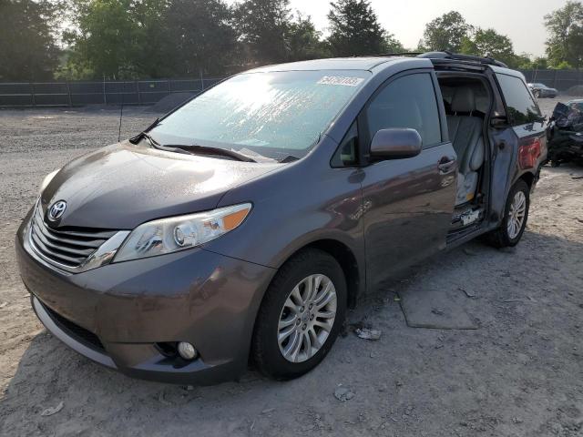 TOYOTA SIENNA XLE 2013 with VIN 5TDYK3DC3DS393904 - Photo from auction