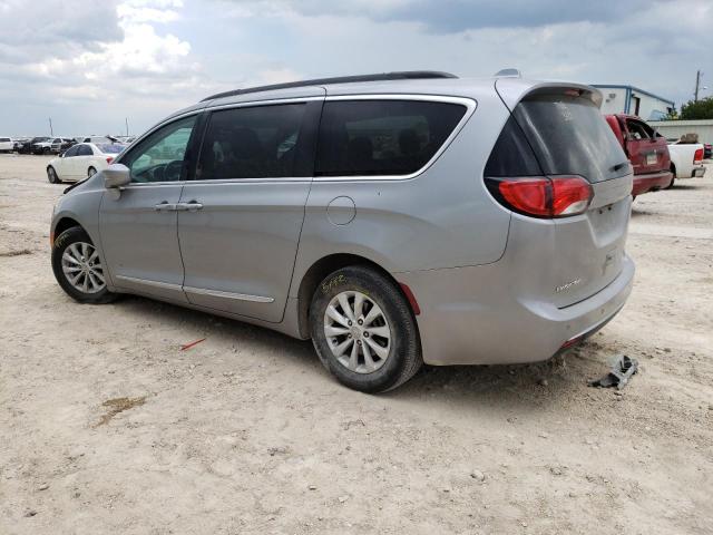 Photo 2 from auction – 2017 CHRYSLER PACIFICA T with VIN 2C4RC1BG7HR569623