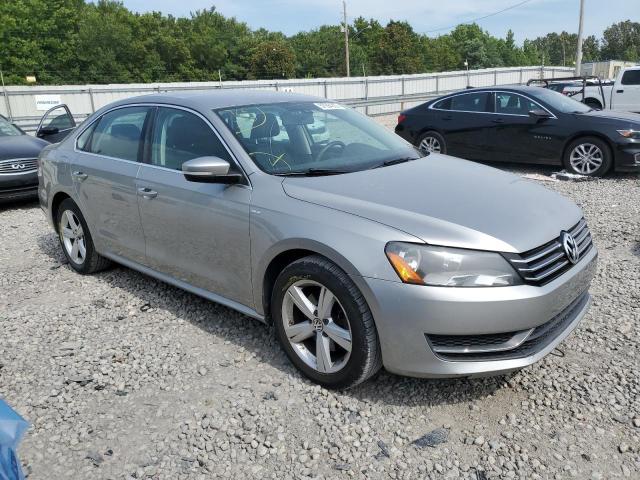Photo 4 from auction – 2014 VOLKSWAGEN PASSAT S with VIN 1VWAT7A3XEC055586
