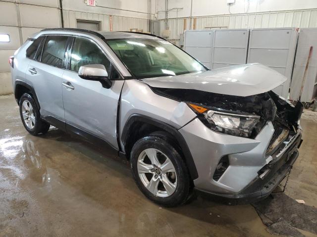 Photo 4 from auction – 2019 TOYOTA RAV4 XLE with VIN JTMP1RFV7KD514426