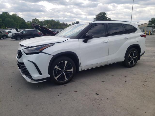 Photo 1 from auction – 2022 TOYOTA HIGHLANDER with VIN 5TDLZRBH3NS242313