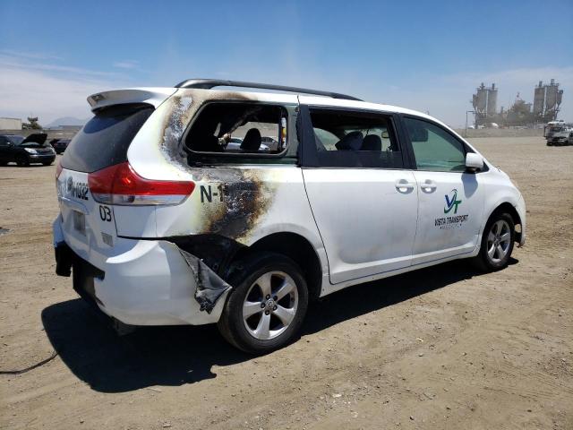 Photo 3 from auction – 2013 TOYOTA SIENNA LE with VIN 5TDKK3DC8DS291827