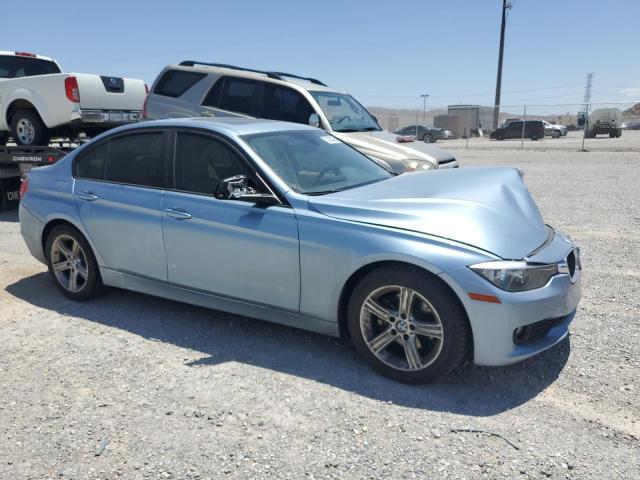 Снимка 4 от търг – 2014 BMW 320 I с VIN WBA3B1G59ENS80474