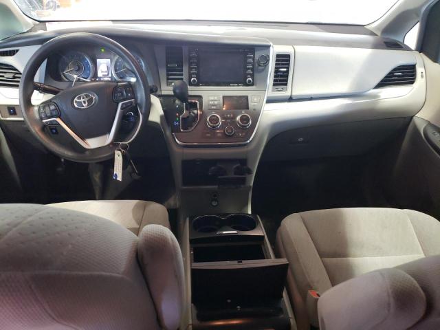 Photo 8 from auction – 2018 TOYOTA SIENNA LE with VIN 5TDKZ3DC6JS916619