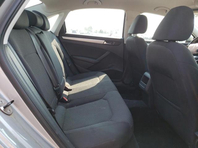 Photo 10 from auction – 2013 VOLKSWAGEN PASSAT S with VIN 1VWAH7A32DC045599
