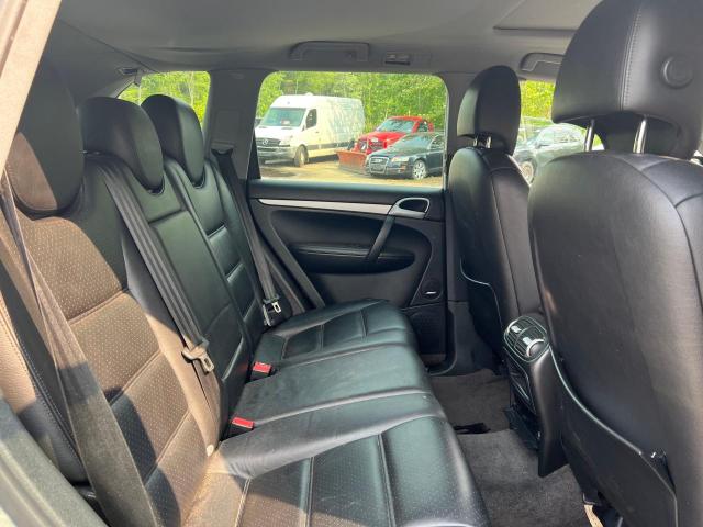 Photo 6 from auction – 2004 PORSCHE CAYENNE S with VIN WP1AB29P44LA72591