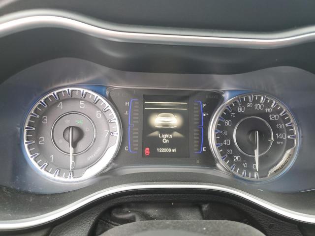 Photo 9 from auction – 2015 CHRYSLER 200 LIMITE with VIN 1C3CCCAB7FN546591