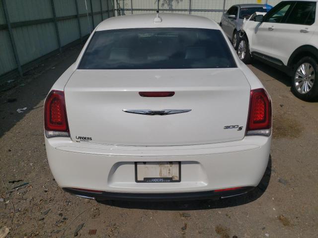 Photo 6 from auction – 2016 CHRYSLER 300 S with VIN 2C3CCABG3GH198233