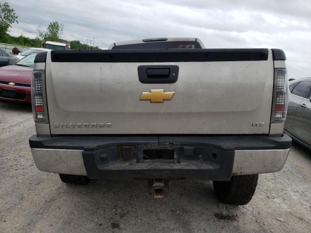 Photo 6 from auction – 2007 CHEVROLET SILV2500 2 with VIN 1GCHK29697E526267
