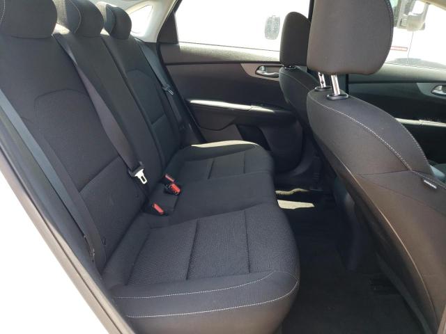 Photo 10 from auction – 2021 KIA FORTE FE with VIN 3KPF24AD5ME356258