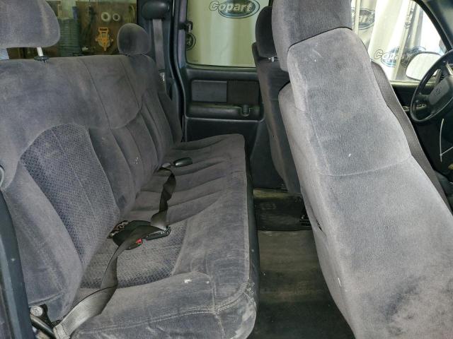 Photo 10 from auction – 2002 CHEVROLET SILVERADO with VIN 2GCEC19T821140742