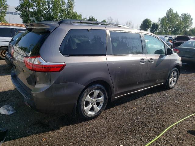 Снимка 3 от търг – 2017 TOYOTA SIENNA с VIN 5TDZZ3DC6HS807005