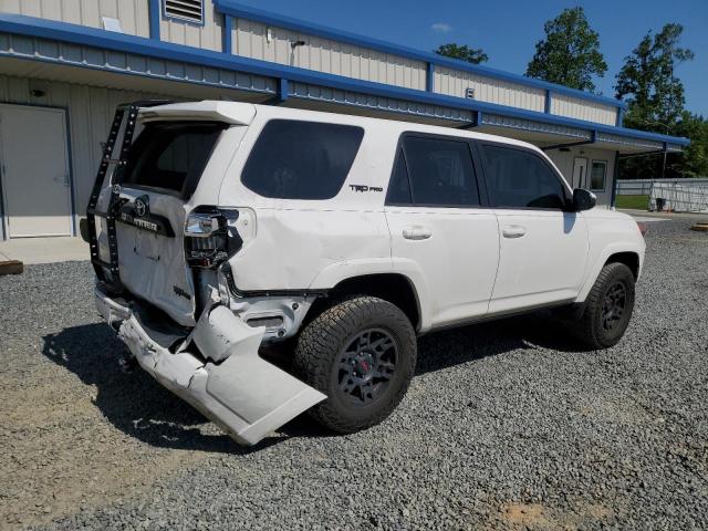 Photo 3 from auction – 2019 TOYOTA 4RUNNER SR with VIN JTEBU5JR2K5644253