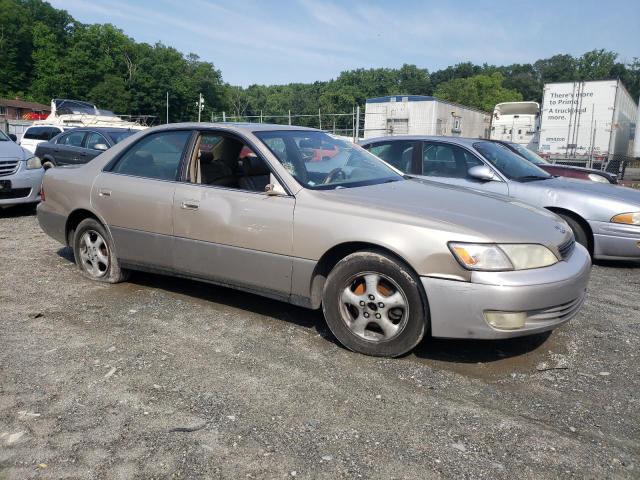 Zdjęcie 4 z aukcji – 1998 LEXUS ES 300 z VIN JT8BF28G5W0128150