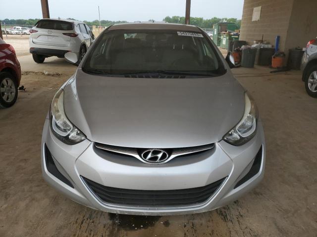 Photo 5 from auction – 2016 HYUNDAI ELANTRA SE with VIN 5NPDH4AE8GH663874