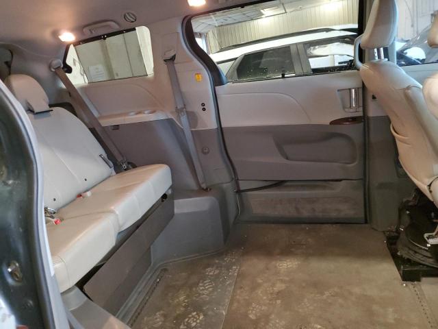 Photo 11 from auction – 2013 TOYOTA SIENNA XLE with VIN 5TDYK3DC8DS320219