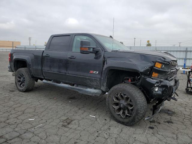 Photo 4 from auction – 2018 CHEVROLET SILVERADO with VIN 1GC1KWEY0JF116829