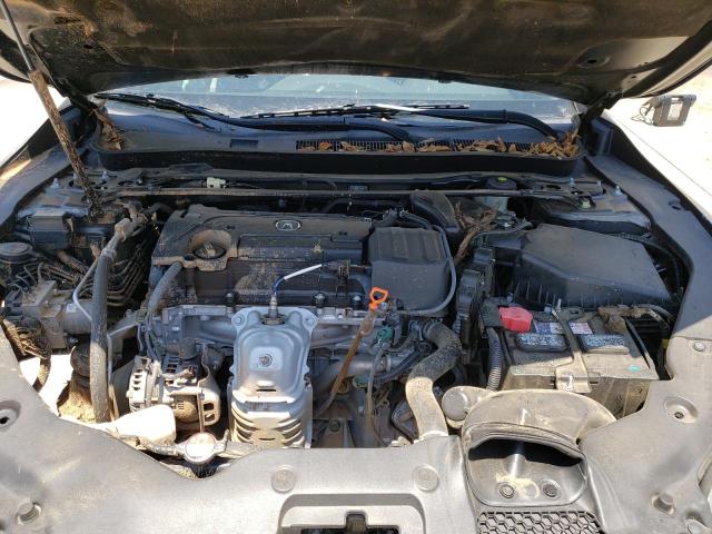 Photo 11 from auction – 2016 ACURA TLX with VIN 19UUB1F33GA000857