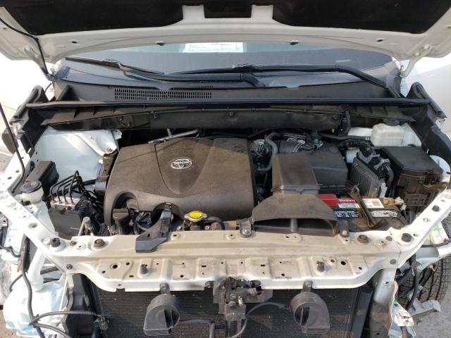 Photo 11 from auction – 2017 TOYOTA HIGHLANDER with VIN 5TDBZRFH4HS366665